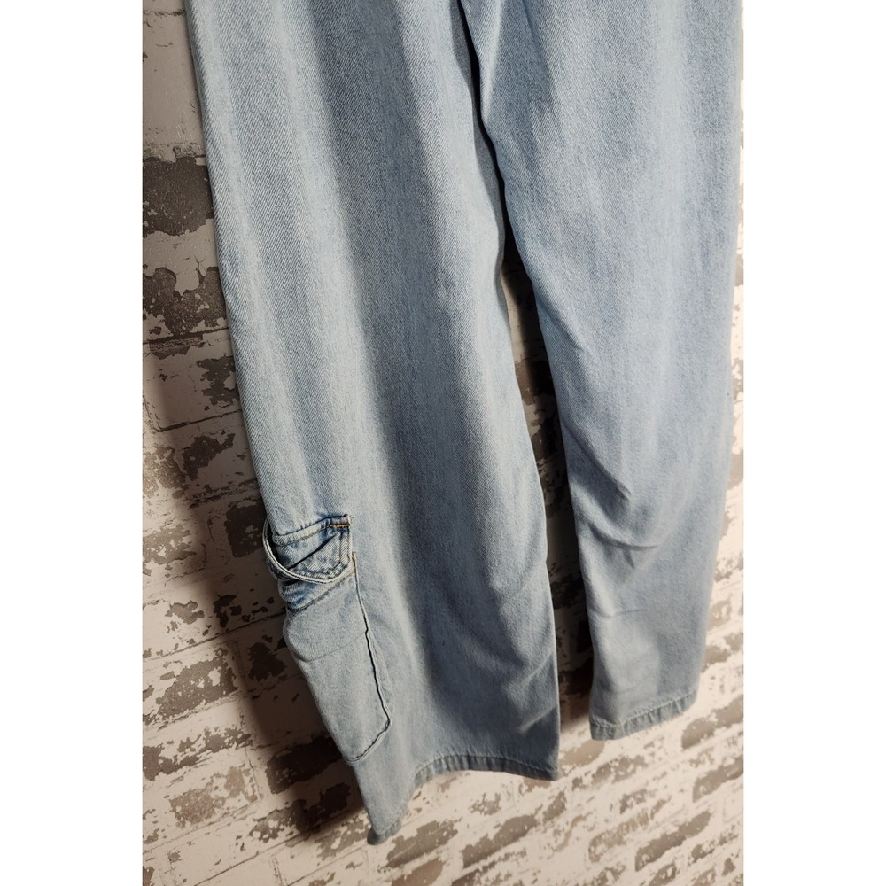 Forever 21 Baggy Cargo Jeans Women's Size 28 Light Denim Pockets Wide Leg Y2k - Picture 15 of 16